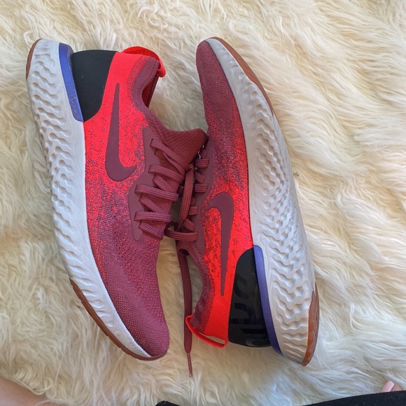 💜💕Nike Epic React Flyknit 2 Size 10💜💕 - Picture 8 of 9